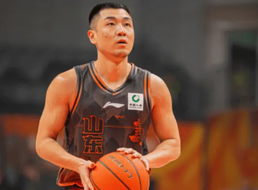 PG电子中国官网-高诗岩全场投篮9中4、三分5中4得到15分4篮板3助攻3抢断