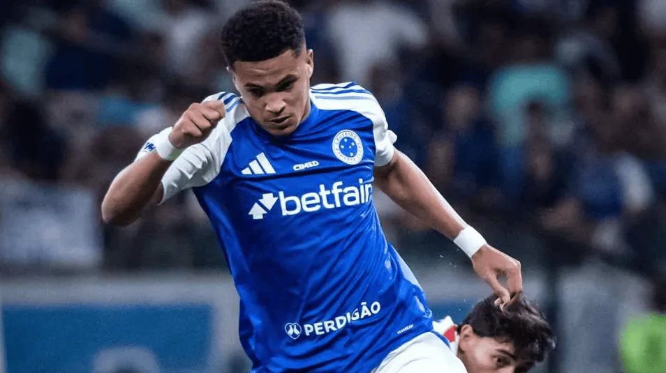 PG电子中国官网-ESPN：多特将1200万欧买下克鲁塞罗小将普拉特斯，8月加盟